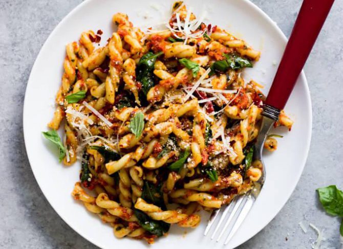 Sun-dried Tomato Pasta